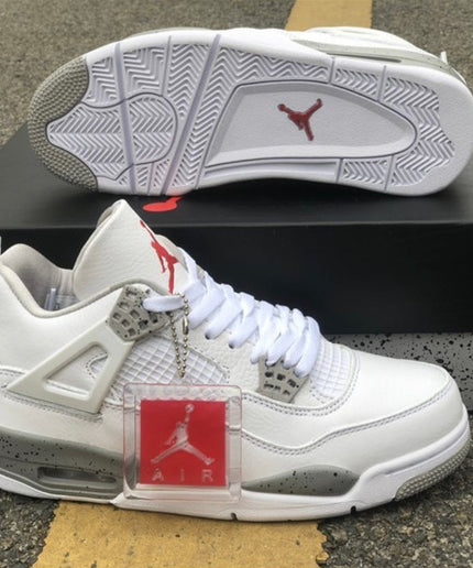 Air Jordan 4 - White Oreo
