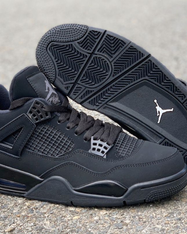 Air Jordan 4 - Black Cat
