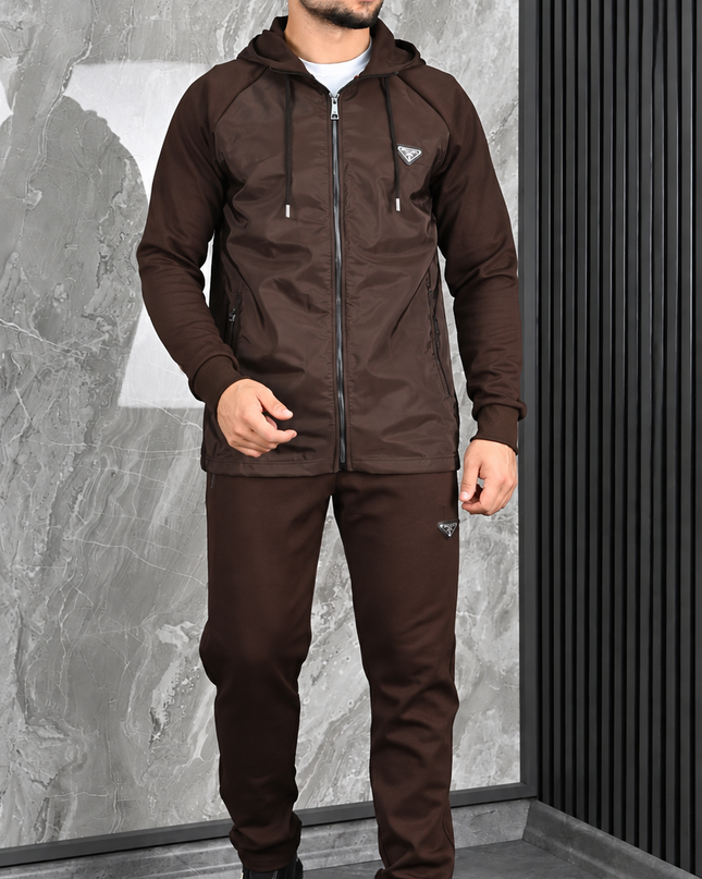 Tracksuit - PR/DA