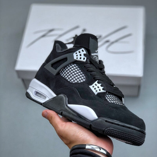 Air Jordan 4 - Retro 'White Thunder'