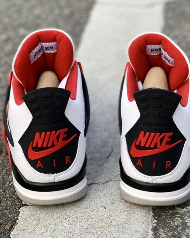 Air Jordan 4 - Fire Red