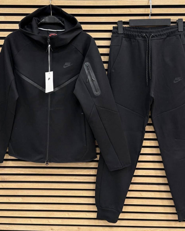 Tracksuit - Nike Tech