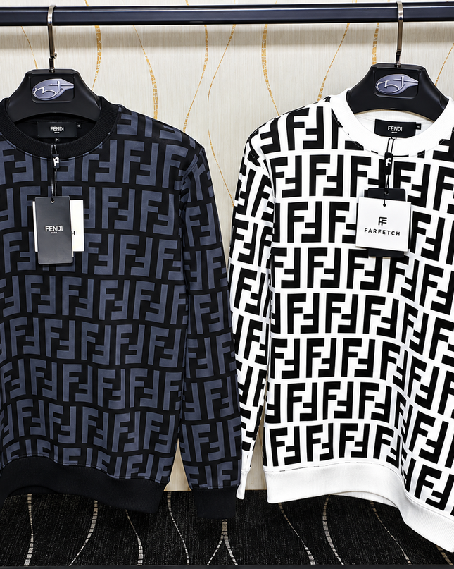 Sweatshirt - F E N D I