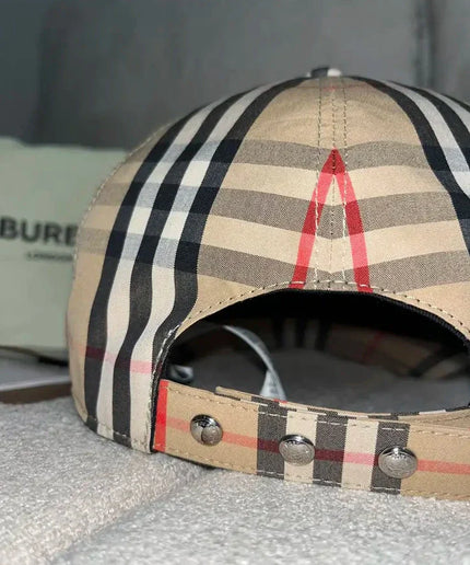 Cappello con visiera - BURBERRY