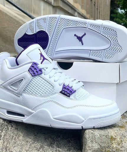 Air Jordan 4 - METALLIC PURPLE