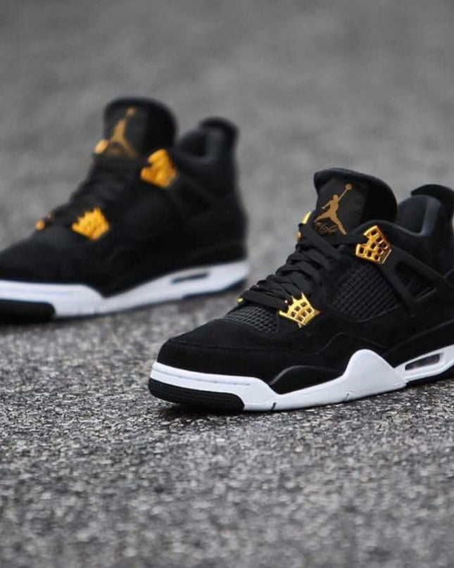 Air Jordan 4 - RETRO ROYALTY